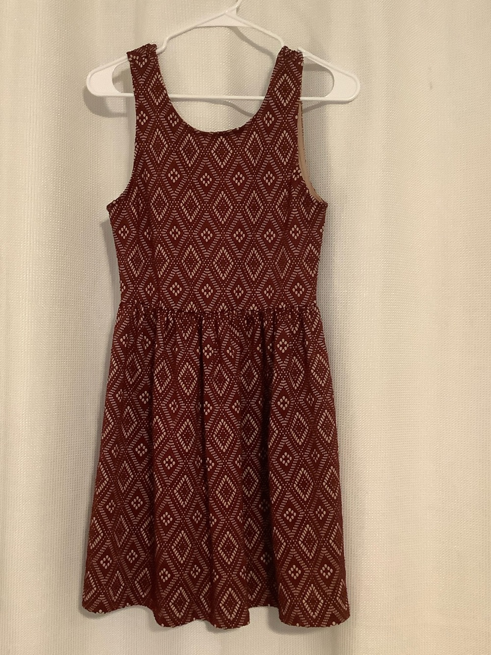Everly Maroon Diamond-Print Sleeveless Skater Dress